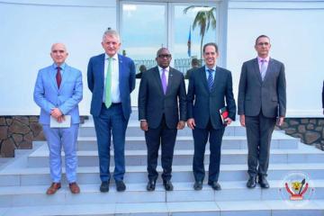 disposee.jpg