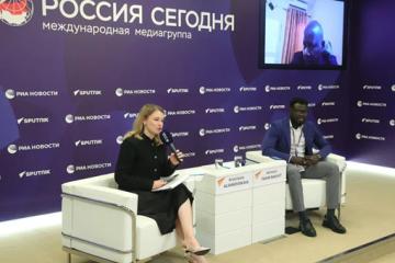 Anastassia Aliamovskaïa et Akhmat Tahir Bakhit.