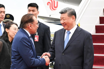 Xi