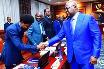 Constant Mutamba s'en va. Cependant, il reconnaît avoir marqué son bail au Garde des sceaux, par un sceau de Salomon. Photo droits tiers