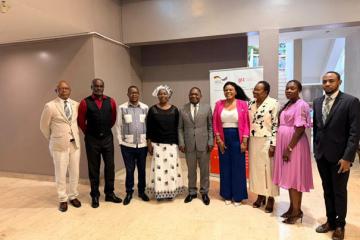 Mvonde et autres