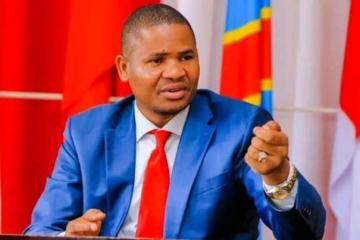 Le gouverneur intérimaire de la province du Haut-Katanga qualifie l’ancien président, Joseph Kabila, de rebelle lors d’un meeting à Lubumbashi. . Photo droits tiers