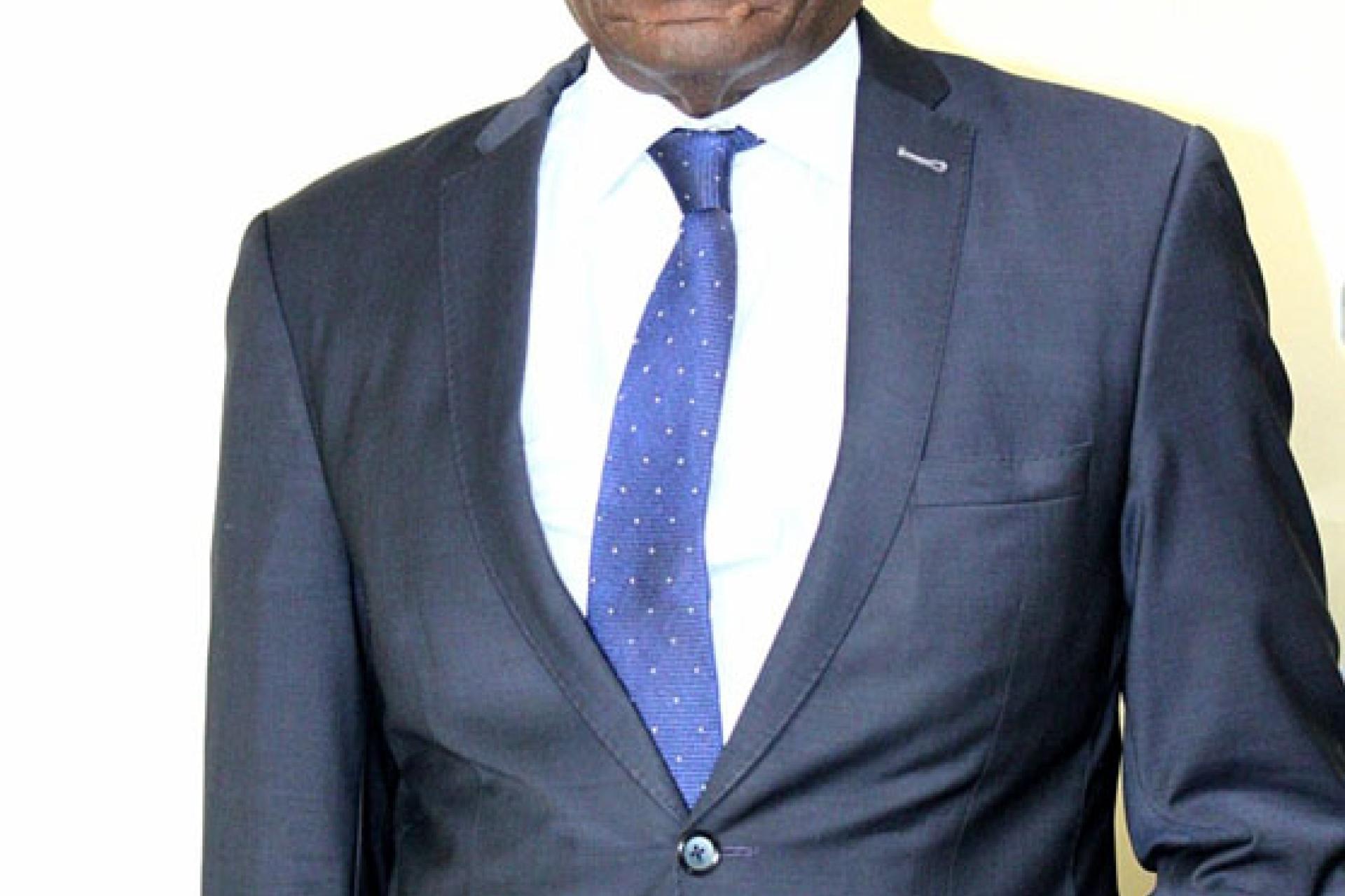 Colin-NZOLANTIMA-1.jpg