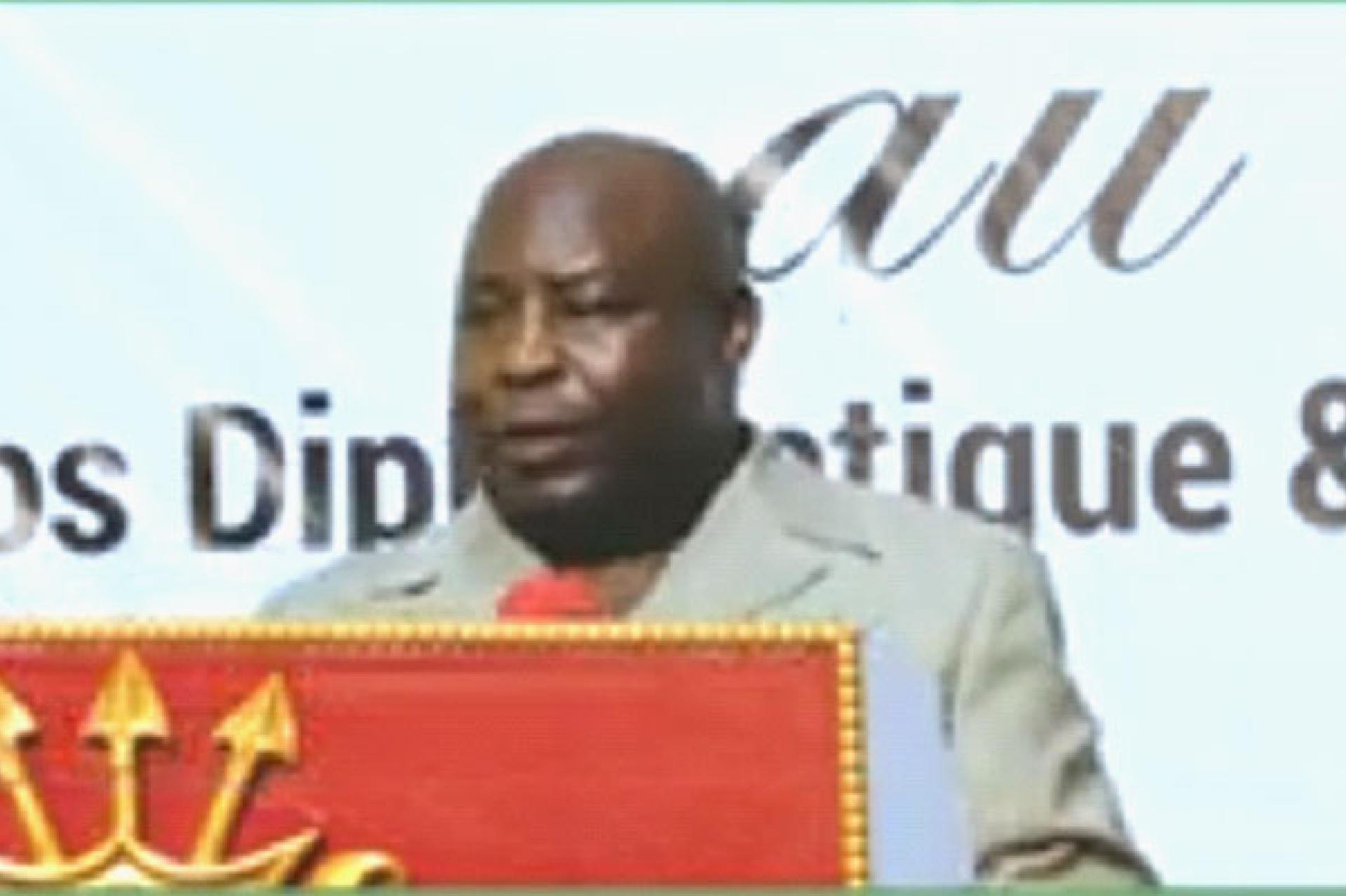 Ndayishimitye Africain épris de paix et de stabilité régionale. 