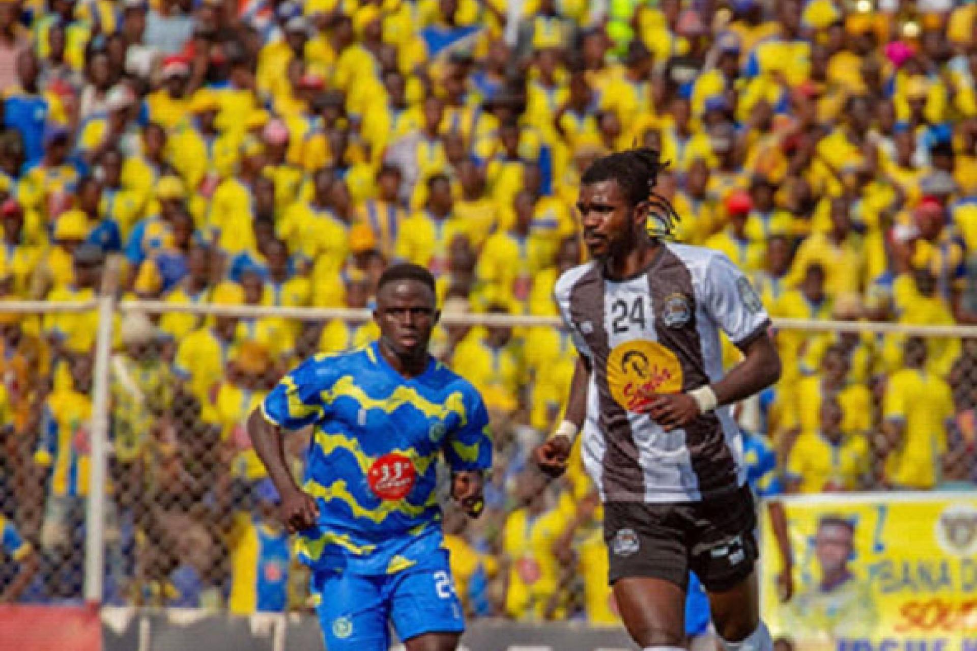 Vue d'un match Lupopo contre Mazembe en Linafoot. 
