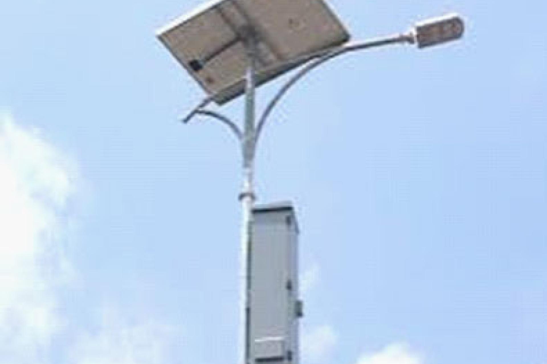 Des lampadaires installés à Nyakasanza