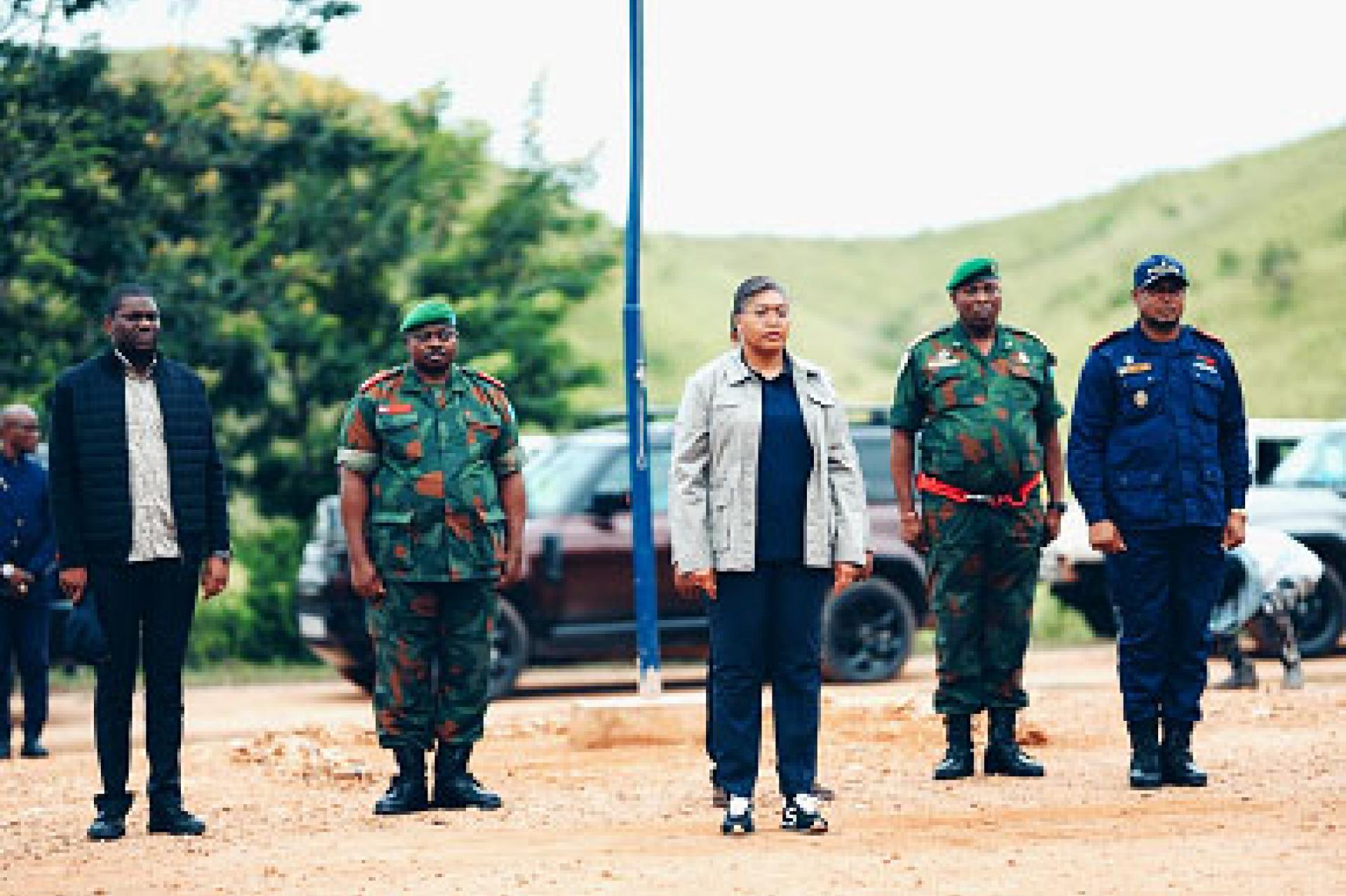 Judith Suminwa s'engage à revoir à la hausse la solde des militaires. Photo droits tiers