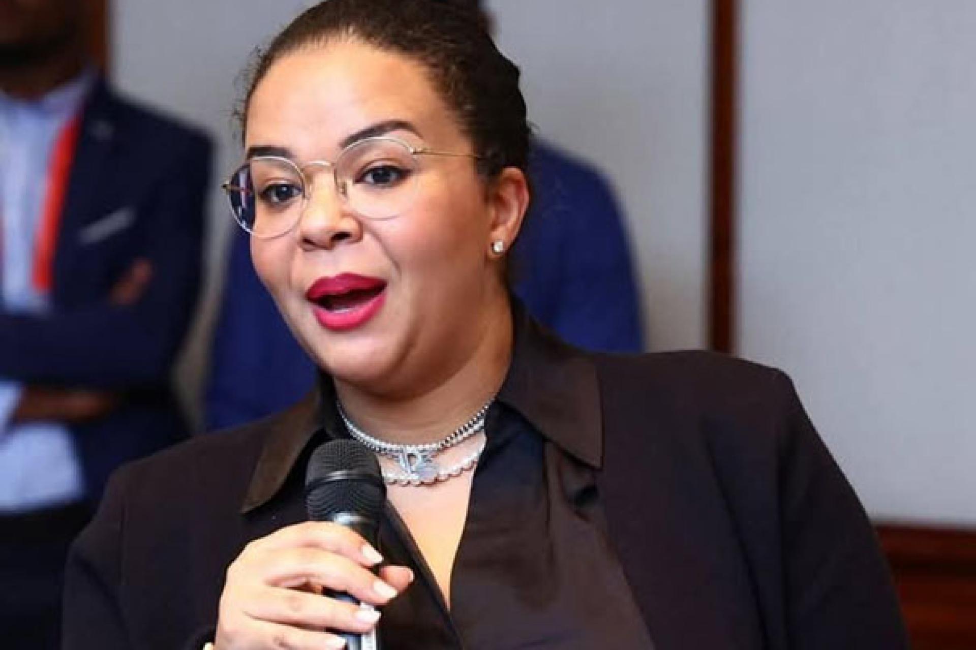  La ministre des Affaires étrangères, Mme Thérèse Kayikwamba. 