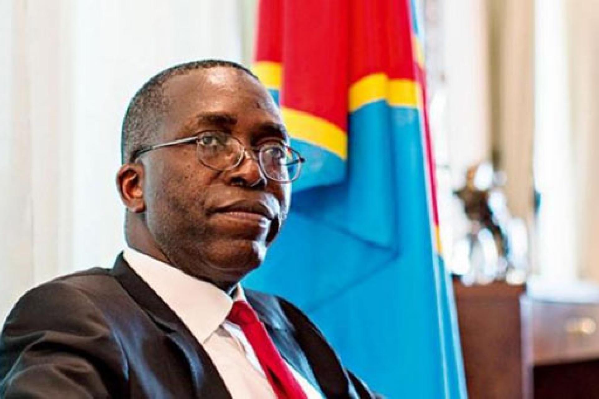 Le Premier ministre honoraire matata Ponyo.