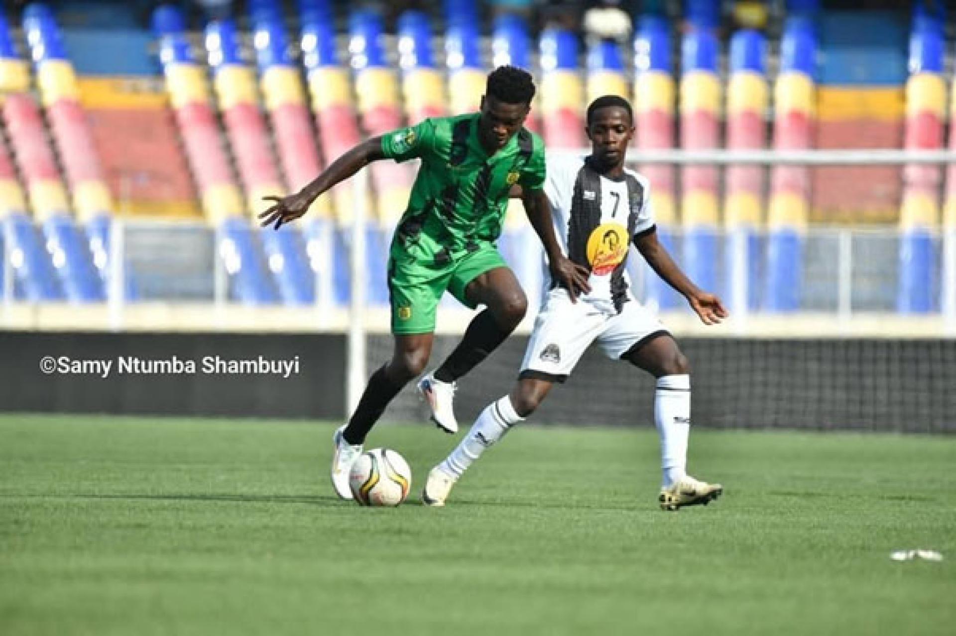 TP Mazembe bat Maniema Union, mais l'affaire Mwaungulu divise. Photo samy Ntumba