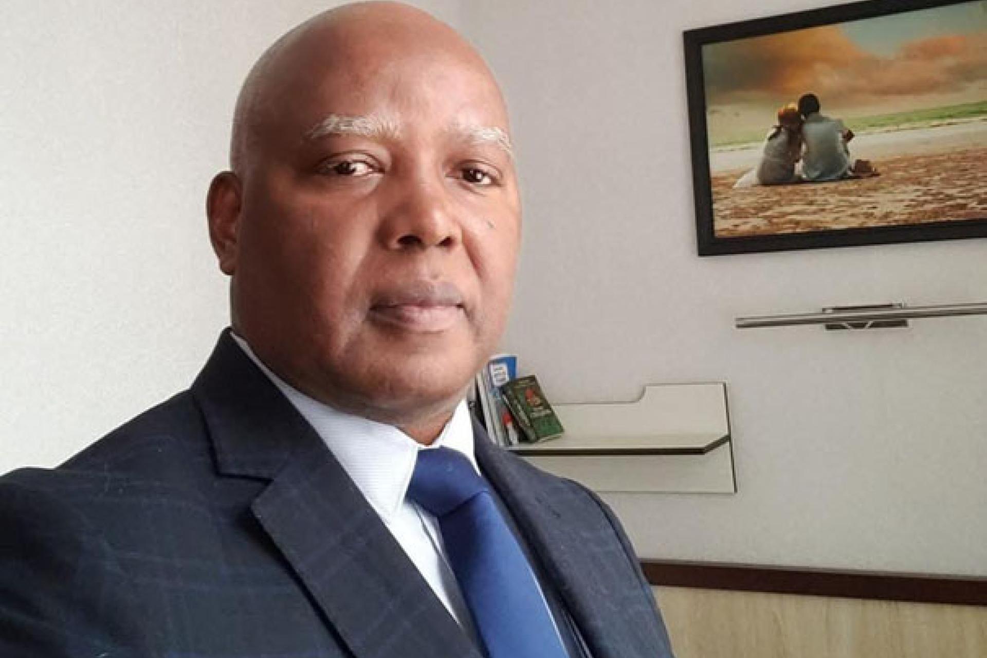 Diplomate et chercheur Joseph Kindundu Mukombo.