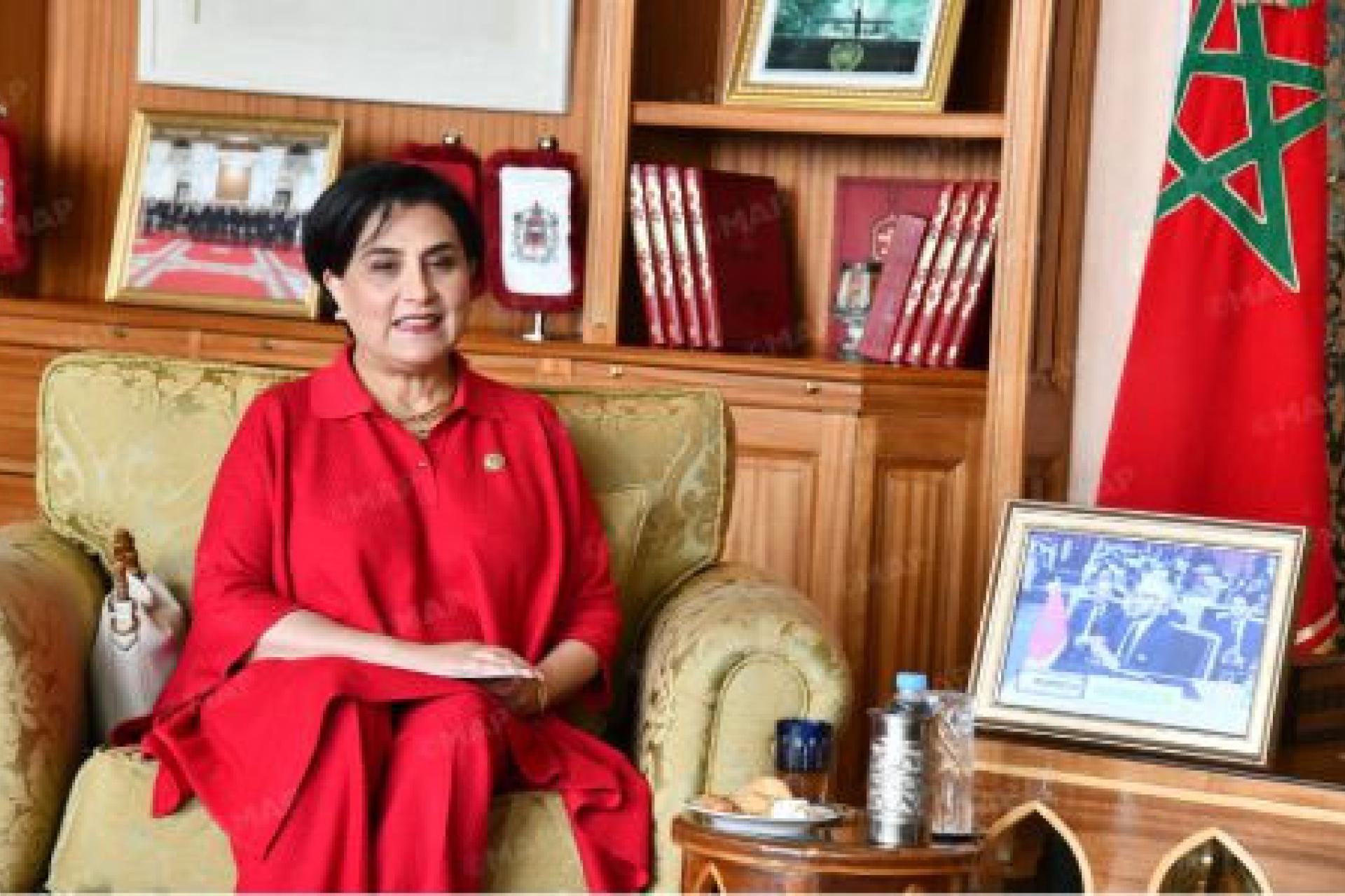 La ministre des Relati