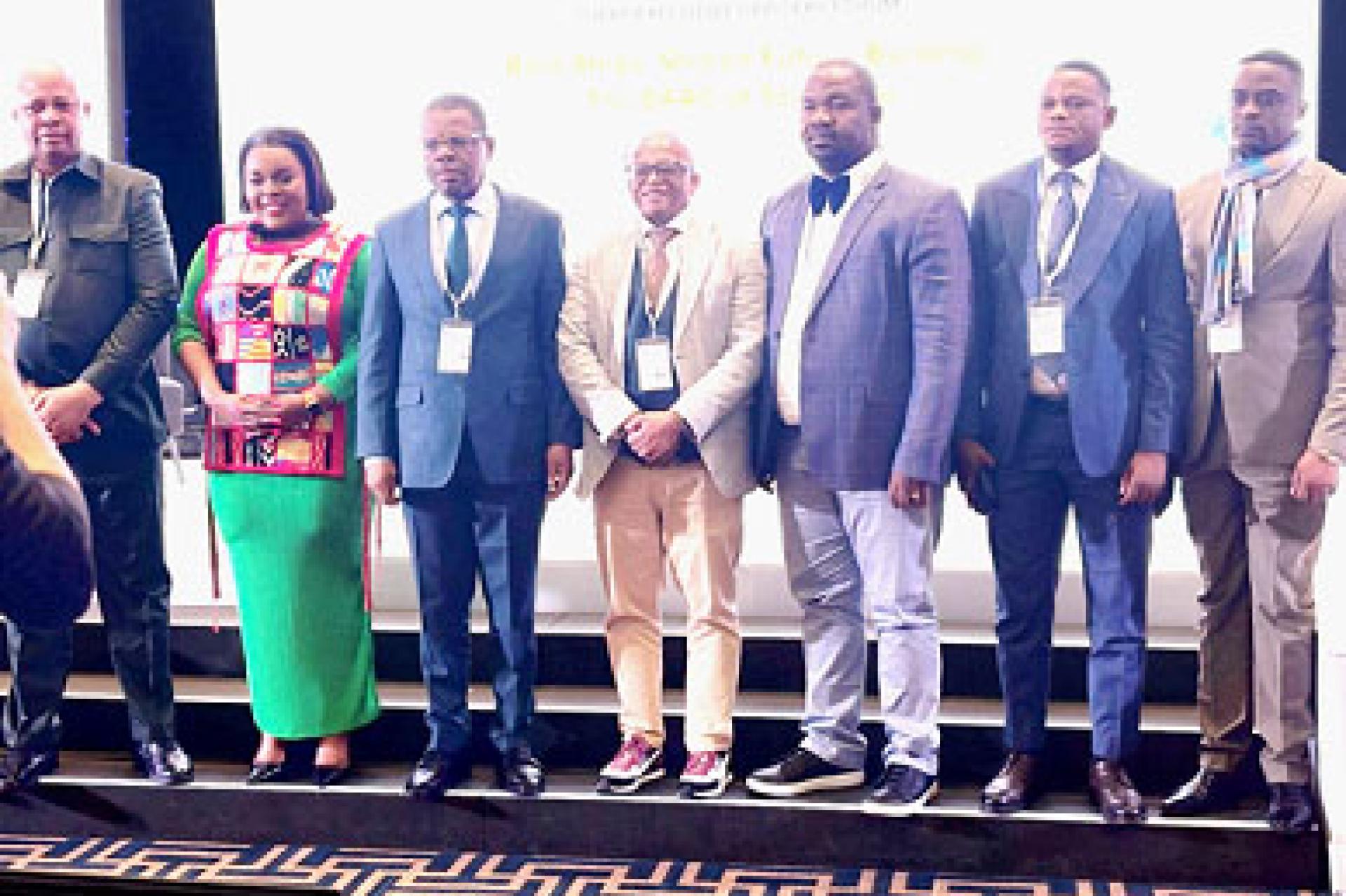 Les membres de la delégation congolaise, conduits au Botwana par le Directeur Général du FPI, M. Bertin Mudimu Tshisekedi.