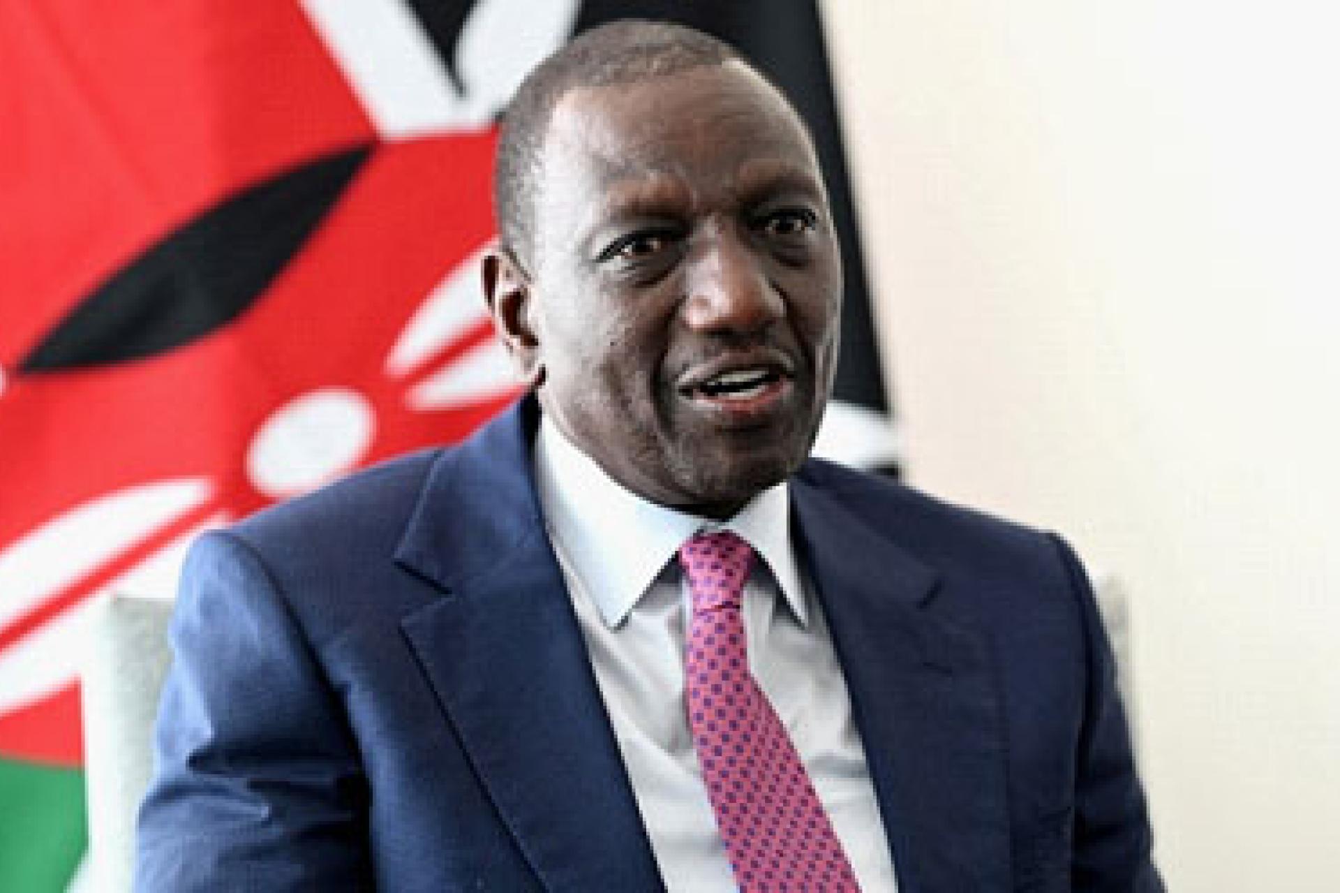 Les présidents Ruto Williams du Kenya et Yoweri Museveni d'Ouganda. 