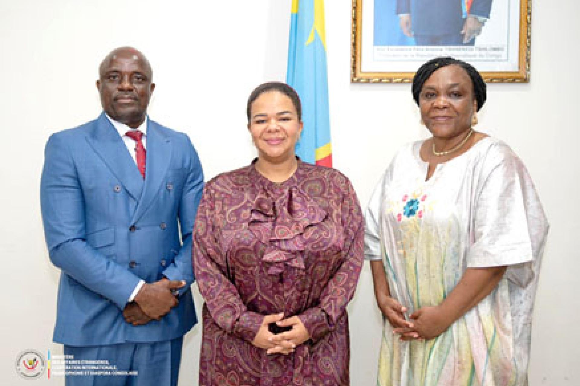 Thérèse Kayikwamba et Onusiens