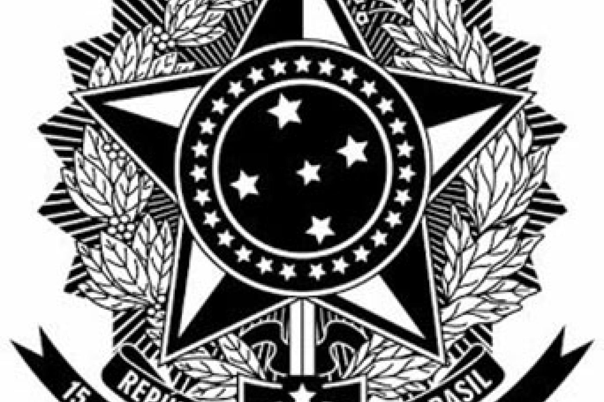 OFFRE D’EMPLOI Majordome - Gouvernante   L’Ambassade du Brésil à Kinshasa informe le public que les inscriptions au processus de sélection pour le recrutement d’un(e) Majordome - Gouvernante seront ouvertes jusqu’au 30 septembre 2025, en vue de pourvoir un poste d’appui administratif en général.  Pour postuler, les candidat(e)s doivent déposer à l’Ambassade du Brésil à Kinshasa (Avenue Batetela, n°3098, 14ème étage – salle 1401 - Gombe, Kinshasa), entre 8h30 et 15h00, jusqu’au 30/09/2025, les documents suiv