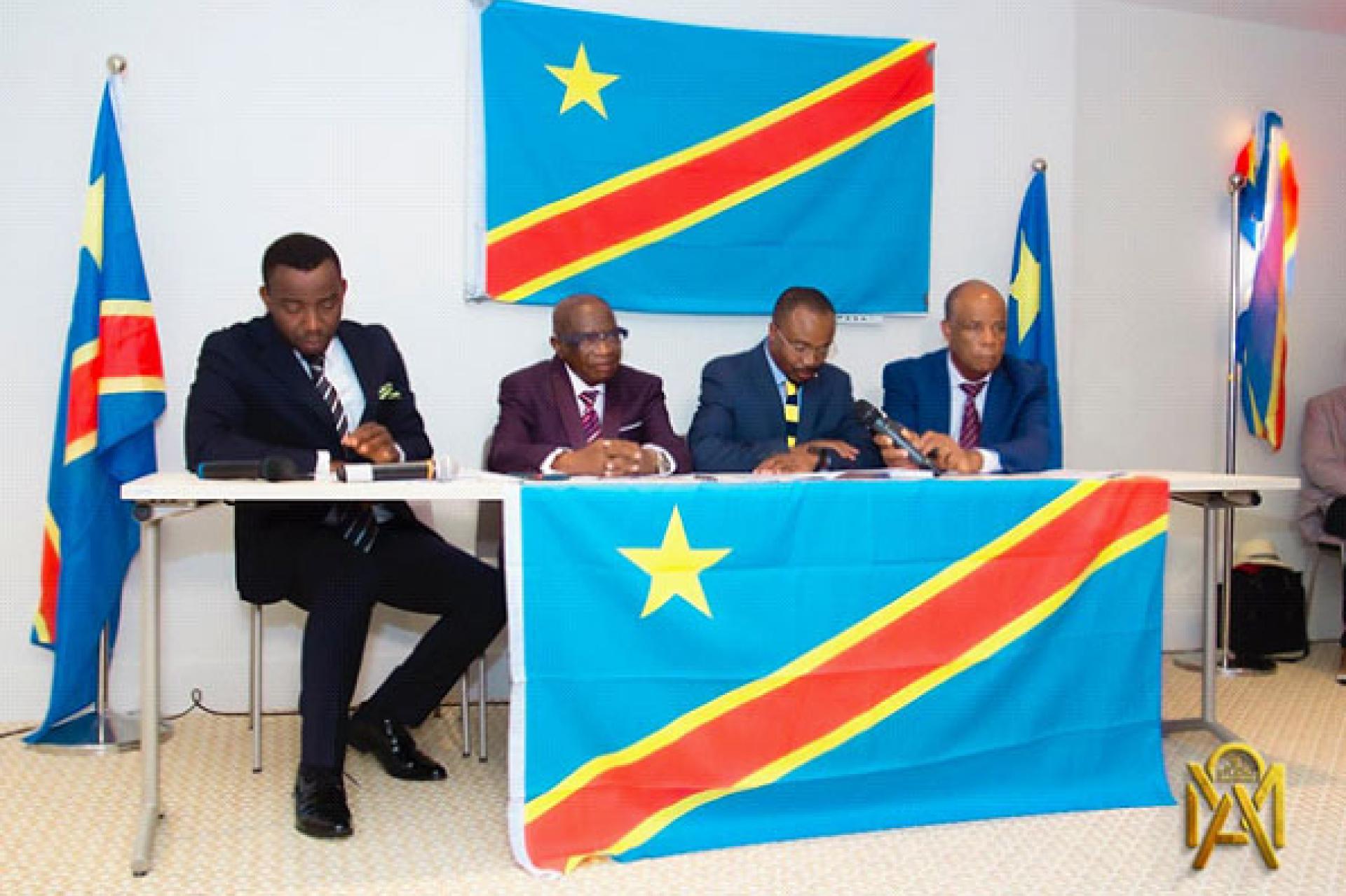 Des membres de la Coalition populaire, lors de la conférence des recommandations patriotiques (CRP) à Paris. Photo droits tiers