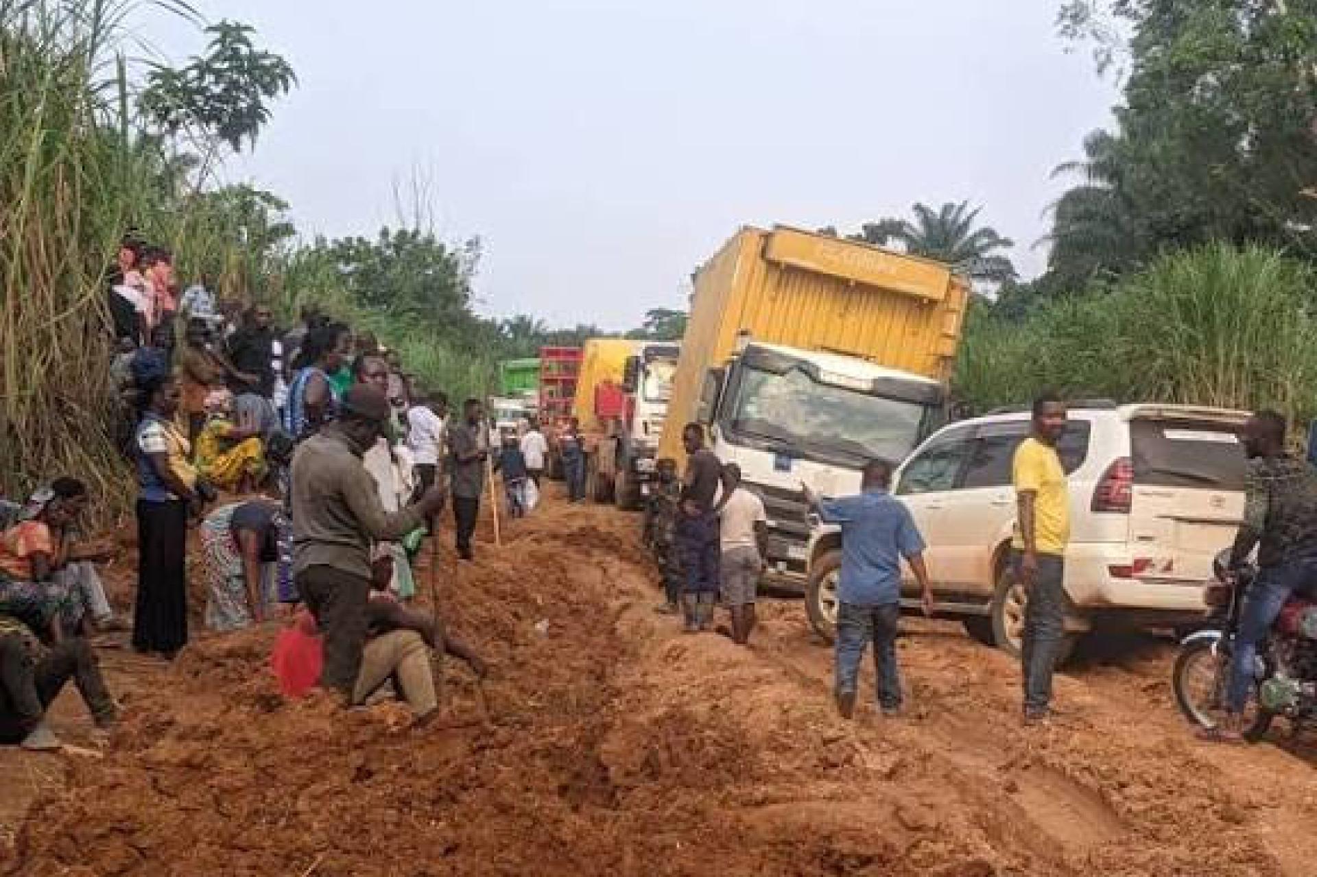 Véhicules embourbés