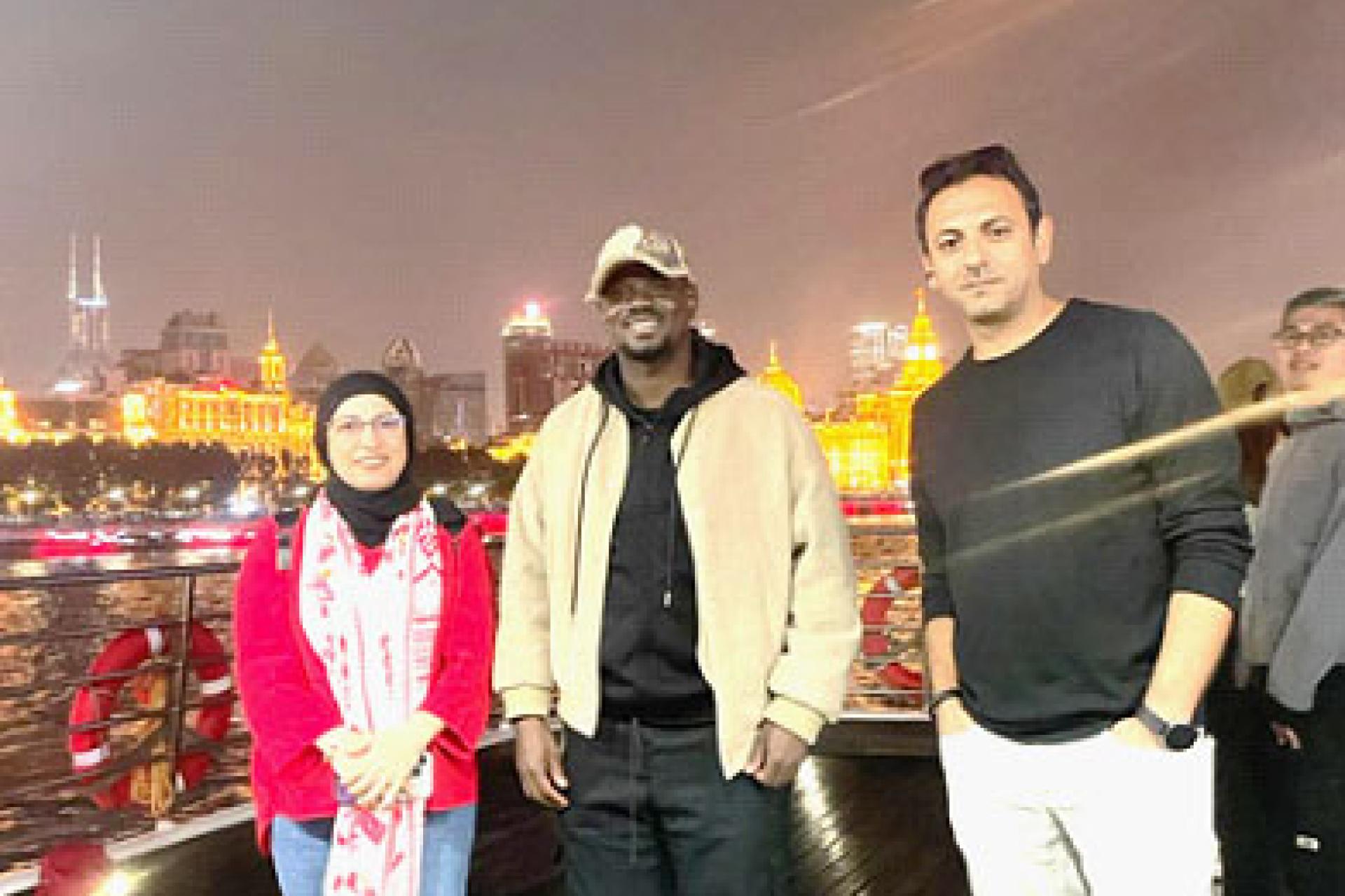 Le Bund, la Shanghaï Tower et le Huangpu la mégapole à travers les yeux des journalistes. Photo droits tiers