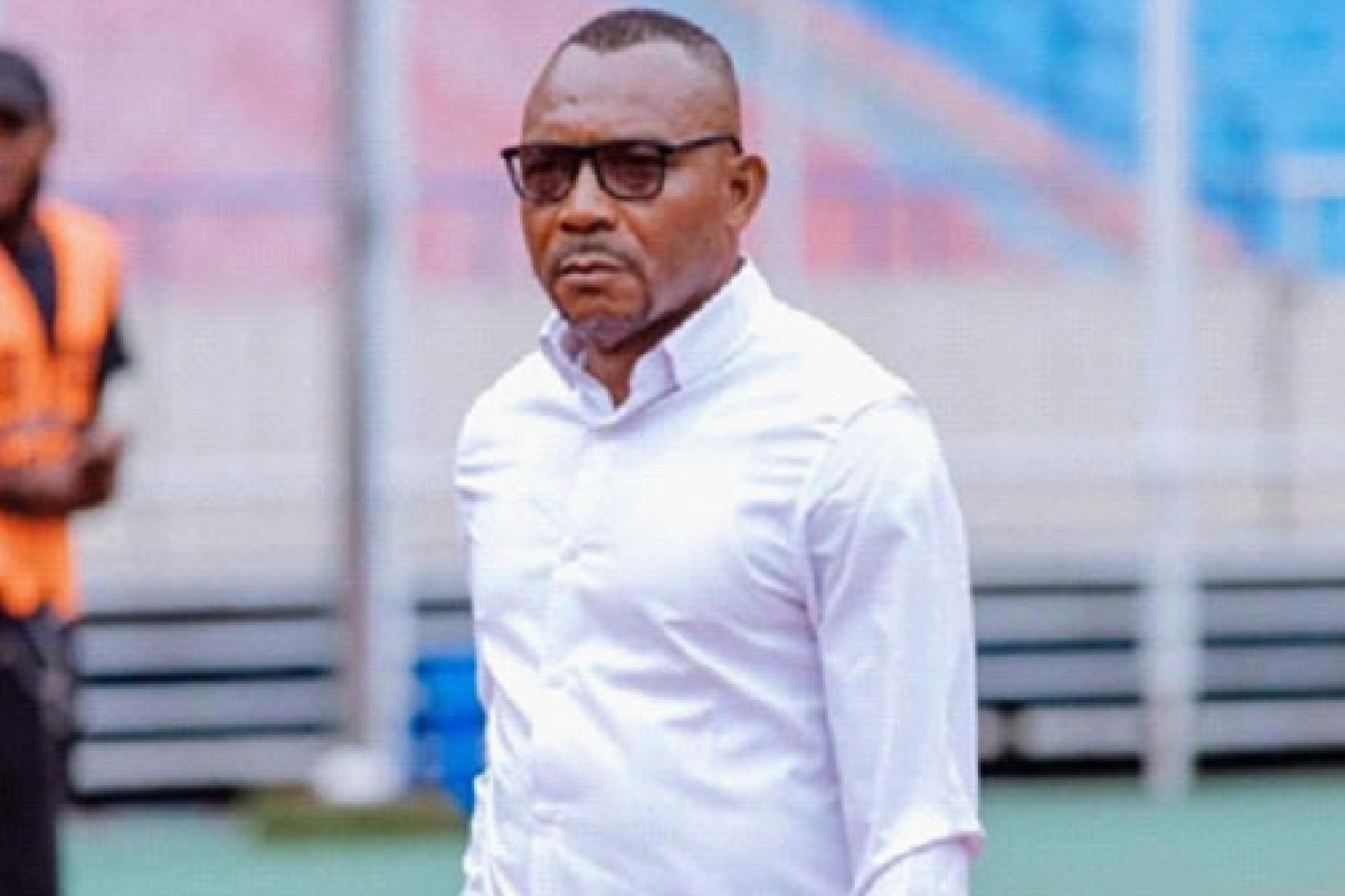 Papy Kimoto, l'entraîneur de l'AS Maniema aborde la phase de groupes de la C2 avec tout le sérieux possible. Photo Dr TIERS.