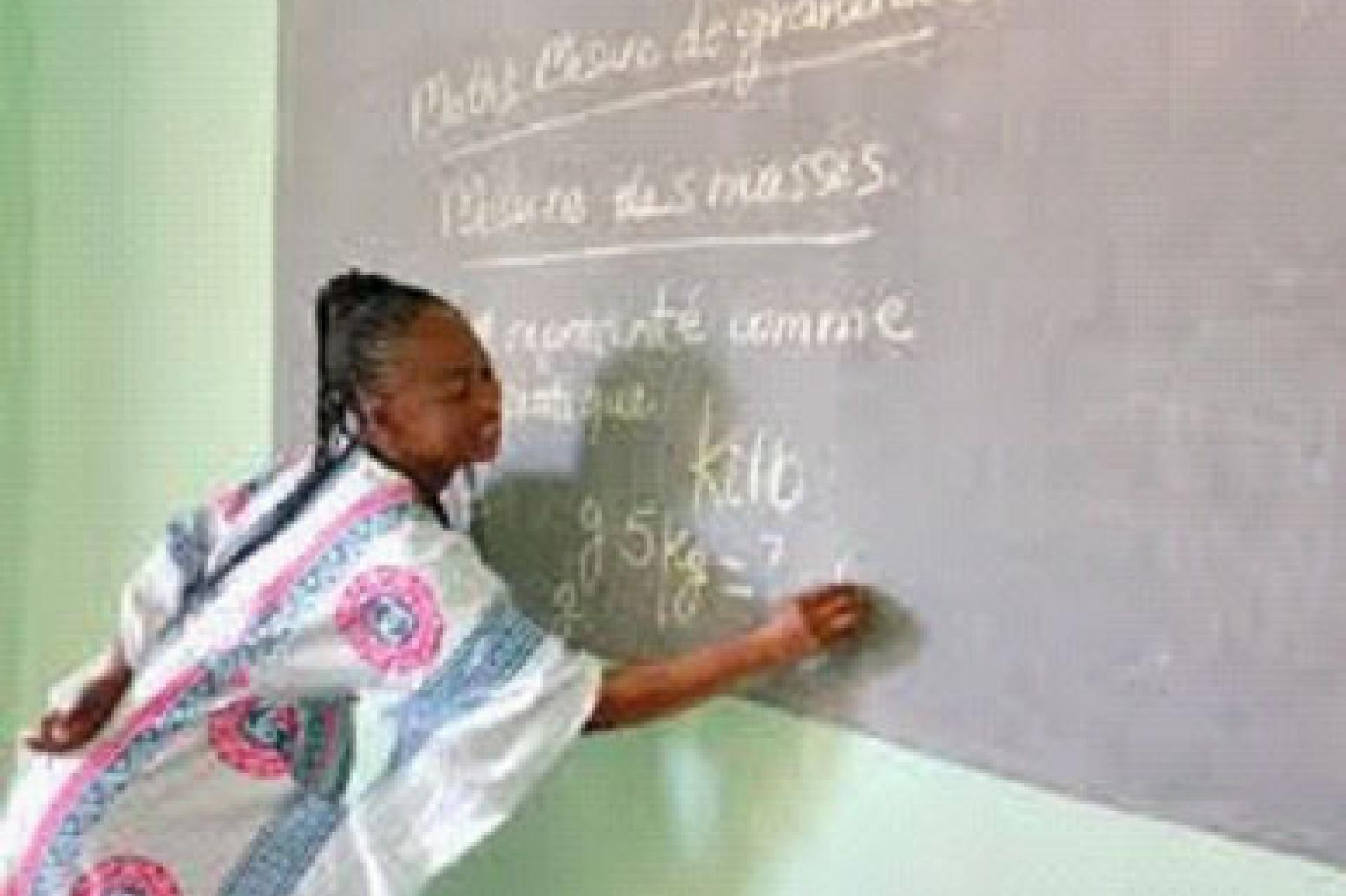 plus de 500 enseignants 