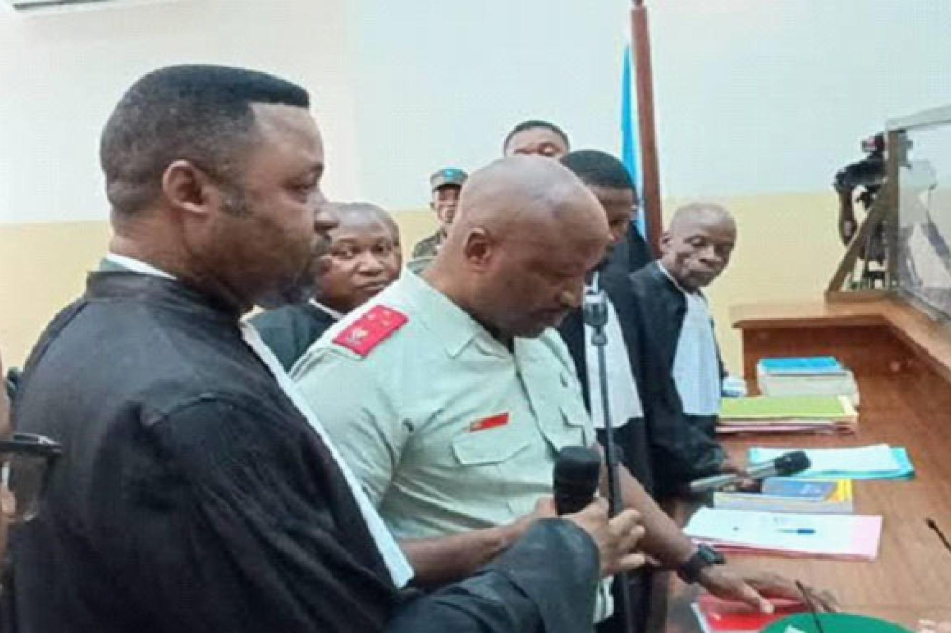 À la Haute Cour militaire, ministère public et défense s'opposent frontalement sur l'expertise du CNC. 