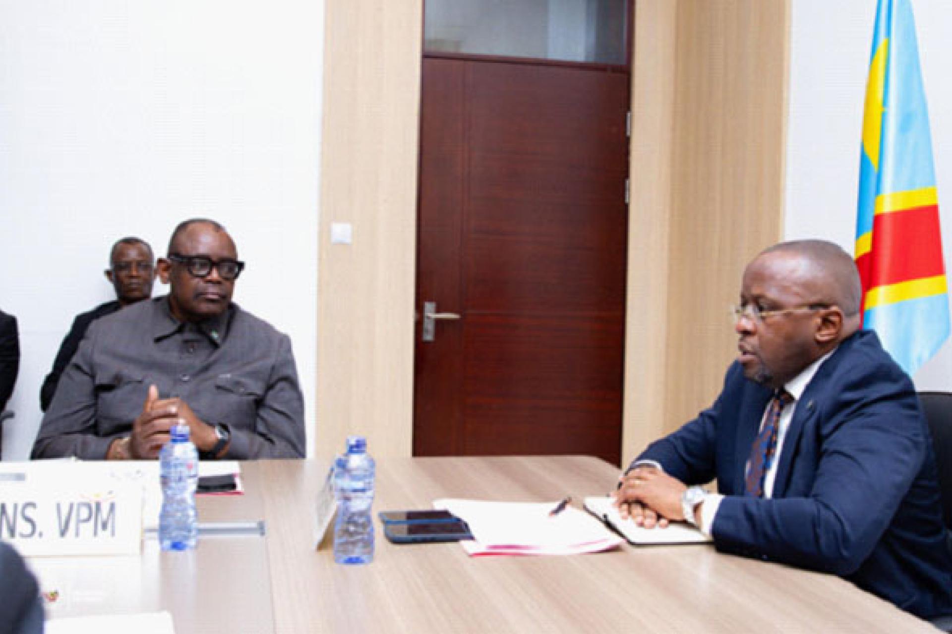 Le VPM en charge de l'Intéreur  et le ministre des Mines étaient parmi les participants.  